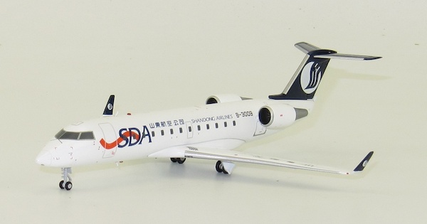 Canadair CRJ200ER Shandong Airlines Bombardier B-3009 LH2189
