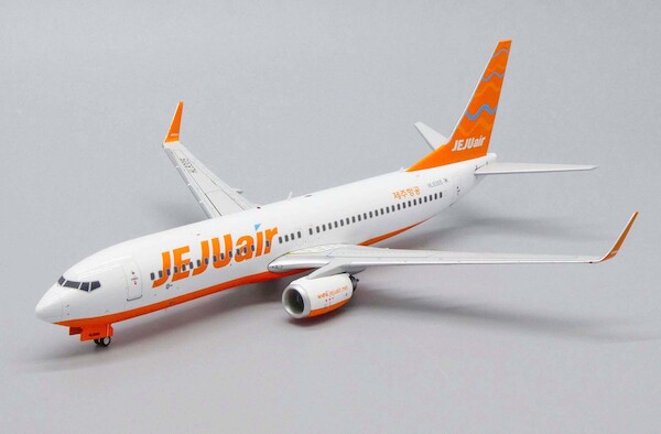 Boeing 737-800 Jeju Air HL8305  XX20035