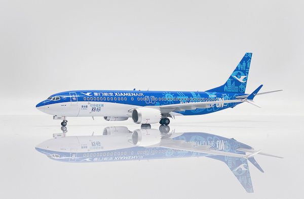 Boeing 737 MAX 8 Xiamen Airlines "United Nations GOAL Livery" B-20CP  XX20044