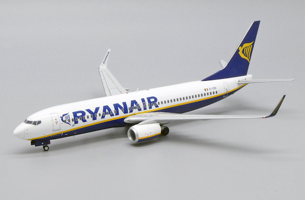 Boeing 737-800 Ryanair EI-EBI  XX2492