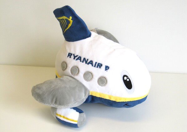 Plush Plane / Globe (Ryanair)  223908